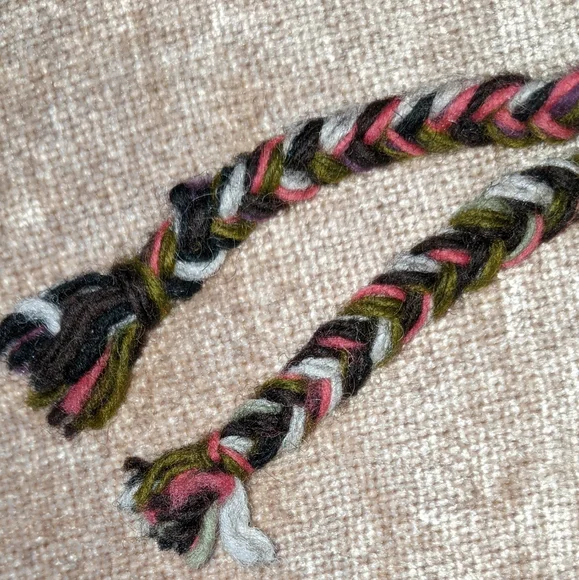 SOLD Hand knit ski and skateboard Sherpa cap - Picture 5 of 10